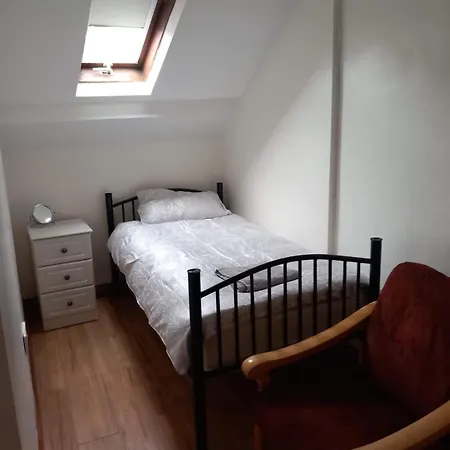 Apartment Steepleview 2 Bedroom *