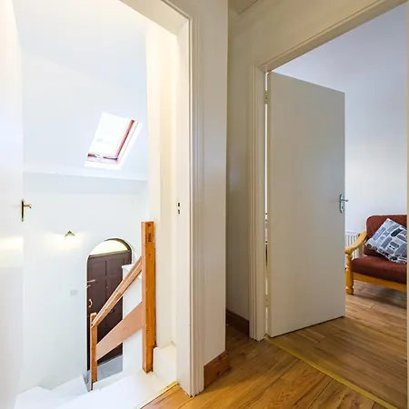 Steepleview 2 Bedroom * Trim