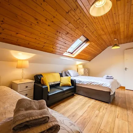 Steepleview 2 Bedroom Apartmán *