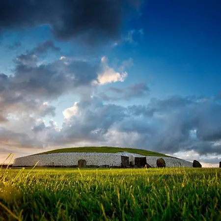 Steepleview 2 Bedroom * تريم