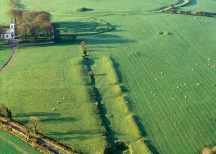 Steepleview 2 Bedroom * Трим