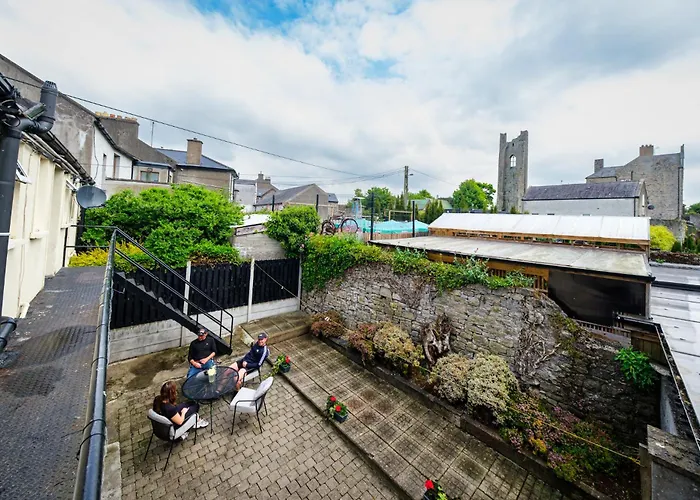 Апартаменты Steepleview 2 Bedroom *