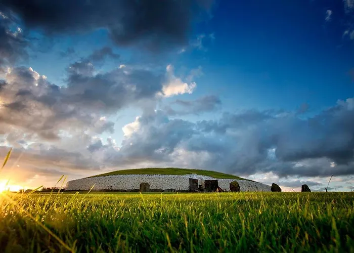 Steepleview 2 Bedroom * Трим